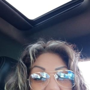 Meet your Posher, Aracely